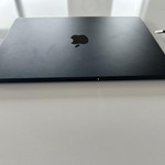 Good MacBook Air 2025 (M4) - 13 inch - 256 GB, Midnight, 16 GB, Apple M4