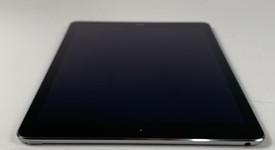 Fair
													Apple iPad Air 2 - Unlocked, Gray, 64 GB, photo 5 of 7