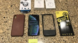 Mint
													Apple iPhone Xs - Verizon, Gray, 64 GB, A1920, photo 1 of 8