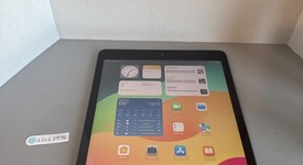 Good
													Apple iPad 9th Gen - Wi-Fi, Gray, 64 GB, A2602, photo 1 of 5