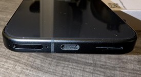 Mint
													Google Pixel 9 - Unlocked, Obsidian, 128 GB, 12 GB, G2YBB, photo 3 of 11