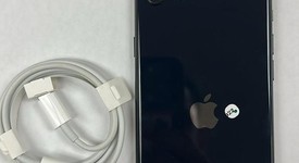 Mint
													Apple iPhone SE 3rd Gen 2022 - Unlocked, Midnight, 64 GB, A2595, photo 1 of 10