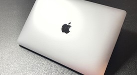 Fair
													MacBook Air 2020 - 13" - Apple M1, Gray, 128 GB, 8 GB, photo 5 of 10