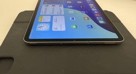 Good
													Apple iPad Pro 11" 4th Gen 2022 - Unlocked, Gray, 512 GB, photo 3 of 7