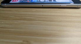 Good
													Apple iPhone SE 3rd Gen 2022 - Unlocked, Starlight, 256 GB, A2595, photo 4 of 18