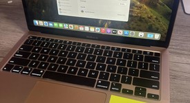 Good
													MacBook Air 2020 - 13" - I5, Gold, 512 GB, 16 GB, photo 2 of 9