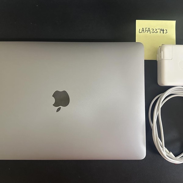 MacBook Pro 2020 - 13 inch - 512 GB, Silver, 16 GB, Intel Core i5