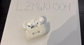 Used
													Apple AirPods Pro 2 - Lightning, photo 1 of 6