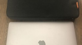 Mint
													MacBook Air 2018 - 13" - I5, Silver, 512 GB, 16 GB, photo 2 of 3