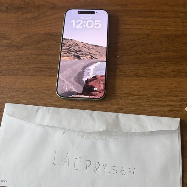 Apple iPhone 17 - Unlocked, 256 GB, Sage, A3258