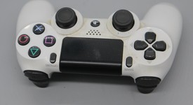 Good
													DualShock 4 Wireless Controller - White, photo 4 of 5