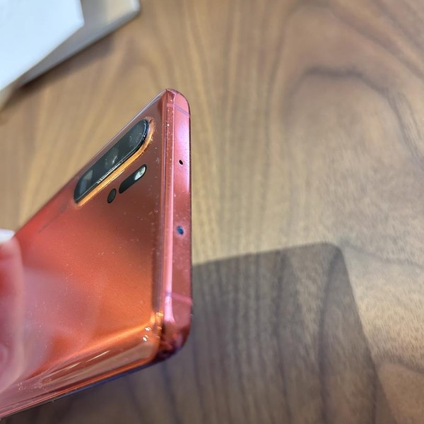 Huawei P30 Pro - Unlocked Non-US, 128 GB, Red, 8 GB