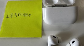 Used
													Apple AirPods Pro 2 - Lightning, photo 3 of 7