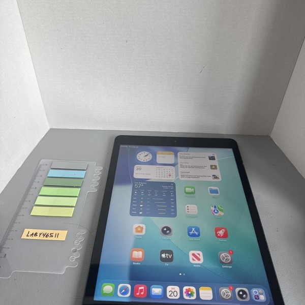 Apple iPad 9th Gen - Wi-Fi, 64 GB, Gray, A2602