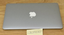 Good
													MacBook Air 2015 - 11" - Silver, 512 GB, 8 GB, photo 3 of 12