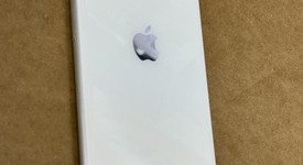Good
													Apple iPhone SE 2nd Gen 2020 - AT&T, White, 64 GB, A2275, photo 1 of 4