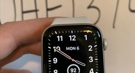 Good
													Apple Watch Series 4 44mm - Silver, A1978 - GPS, Aluminum, photo 5 of 11