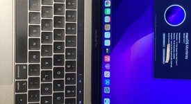 Good
													MacBook Pro 2018 (With Touch Bar) - 13" - I7, Gray, 512 GB, 16 GB, photo 4 of 12