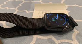 Good
													Apple Watch Series 4 44mm - Unlocked, Gray, A1976 - Cellular, Aluminum, photo 2 of 5