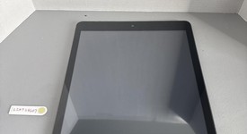 Good
													Apple iPad 9th Gen - Unlocked, Gray, 64 GB, A2603, photo 2 of 6