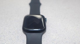 Good
													Apple Watch Series 9 45mm - Unlocked, Midnight, A2984 - Cellular, Aluminum, photo 3 of 10