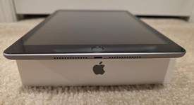 Mint
													Apple iPad 6th Gen - Wi-Fi, Gray, 128 GB, A1893, photo 2 of 8