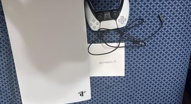 Mint
													PlayStation 5 Standard Edition (2020) - White, 825 GB, Standard Edition, photo 3 of 5