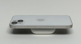 Mint
													Apple iPhone 13 - Unlocked, Starlight, 128 GB, A2482, photo 4 of 9