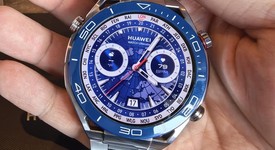 Mint
													Huawei Watch Ultimate - Black, photo 5 of 11