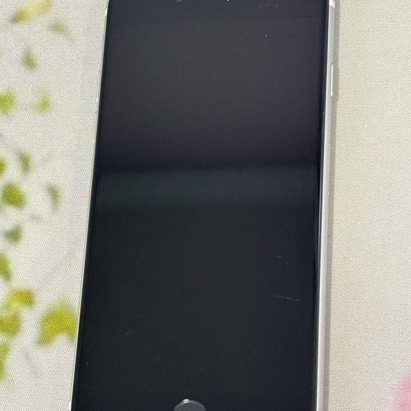 Apple iPhone SE 2nd Gen 2020 - Unlocked, 128 GB, White, A2275