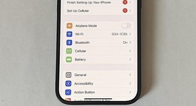 Mint
													Apple iPhone 16 - Unlocked, Black, 128 GB, A3081, photo 4 of 13