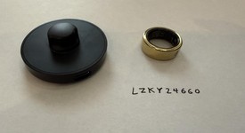 Good
													Oura Ring Gen 3 - Gold, Size 6, Horizon, photo 5 of 5