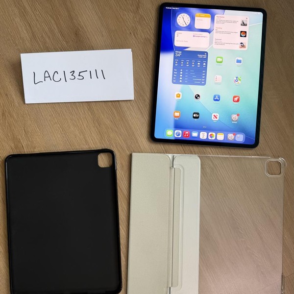 Apple iPad Pro 13 inch (M4) 2024 - Unlocked, 256 GB, Black, 8 GB, A2926, Standard Glass