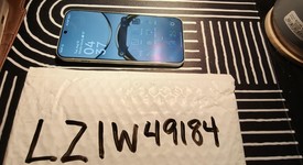 Good
													Oppo Find X8 - Unlocked Non-US, Star Grey, 256 GB, 12 GB, photo 4 of 10