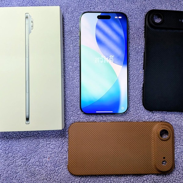 Apple iPhone Air - Unlocked, 256 GB, Sky Blue, A3260