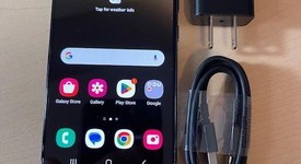 Mint
													Samsung Galaxy S22 - Verizon, Black, 128 GB, 8 GB, SM-S901U, photo 1 of 8