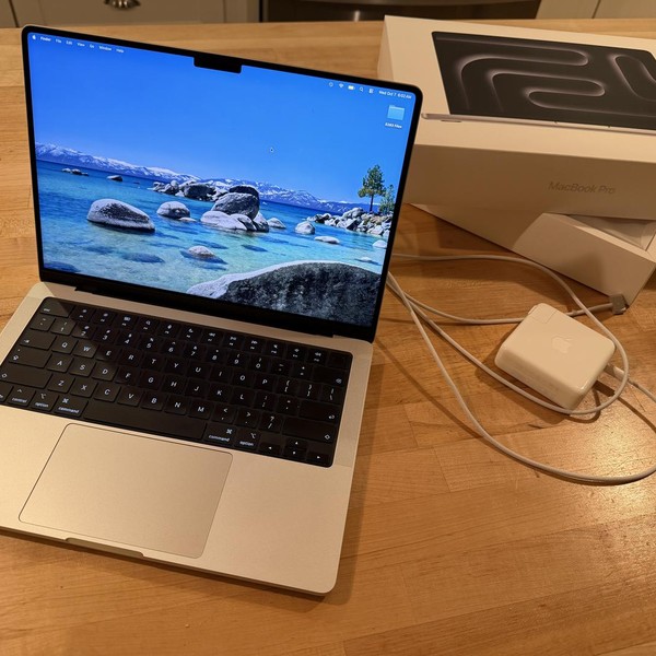 MacBook Pro 2026 - 14 inch (M5) - 2 TB, Silver, 64 GB, Apple M5 Pro 18-core (20-core GPU), Standard Display