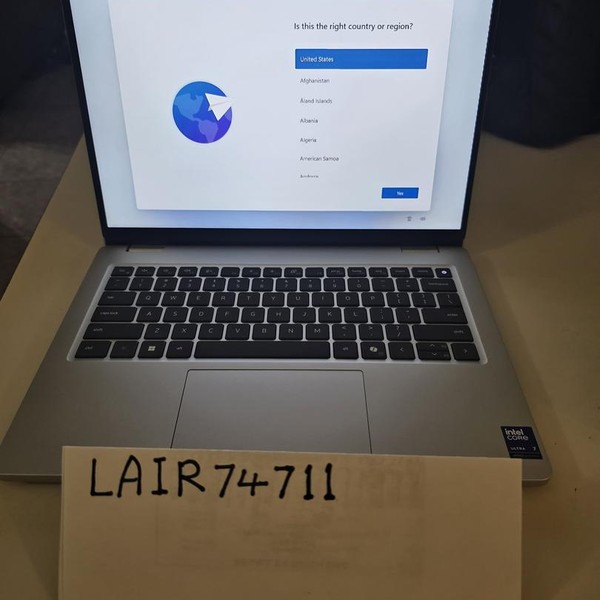 Dell Pro 14 inch (2025) - 512 GB, Silver, 32 GB, Intel Core 7, FHD+ Plus