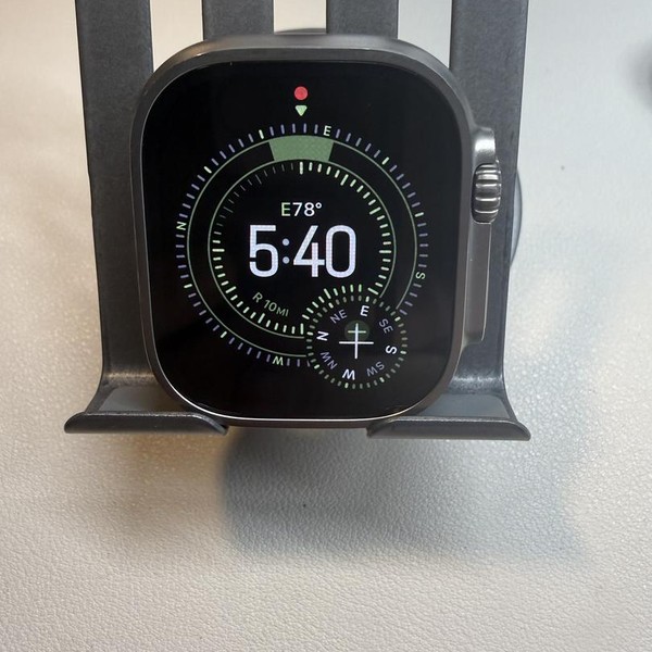 Apple Watch Ultra 2 49mm - Unlocked, Natural, A2986