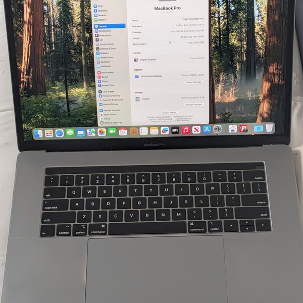 MacBook Pro 2019 - 15 inch - 2 TB, Gray, 32 GB, Intel Core i9