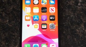 Good
													Apple iPhone 8 - Sprint, Gray, 64 GB, A1863, photo 1 of 12