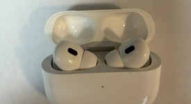 Used
													Apple AirPods Pro 2 - USB-C, photo 2 of 3