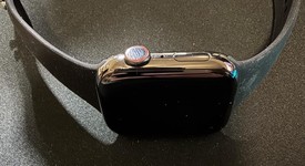 Mint
													Apple Watch Series 7 45mm - Unlocked, Graphite, A2477 - Cellular, Stainless, photo 3 of 10