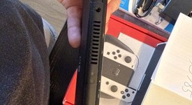 Good
													Nintendo Switch - OLED - White, 64 GB, photo 3 of 15