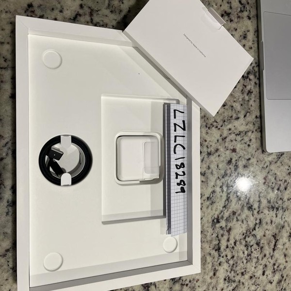 MacBook Pro Late 2023 (M3) - 14 inch - 512 GB, Black, 36 GB, Apple M3 Pro 11-core, 14-core GPU