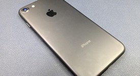 Mint
													Apple iPhone 7 - Verizon, Black, 32 GB, A1660, photo 5 of 11