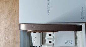 Mint
													Xiaomi 15T - Unlocked Non-US, Rose Gold, 512 GB, 12 GB, photo 5 of 8