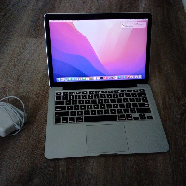 MacBook Pro 2015 (Retina) - 13 inch - 256 GB, Silver, 16 GB