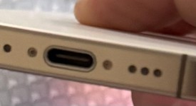 Good
													Apple iPhone 16 Pro - Unlocked, Natural, 128 GB, A3083, photo 1 of 6