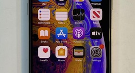 Good
													Apple iPhone Xs - Verizon, Silver, 256 GB, A1920, photo 1 of 7